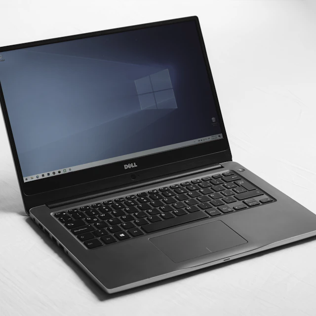 Φορητός υπολογιστής Inspiron 14, Intel Core i7, 16GB RAM, 512GB SSD