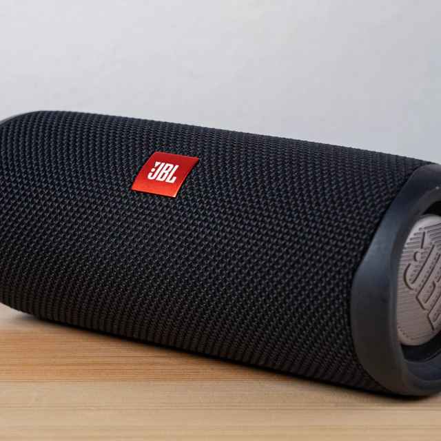 Φορητό Αδιάβροχο Ηχείο Bluetooth Flip 6